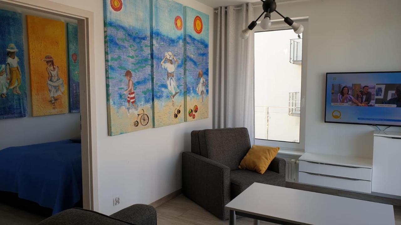 Impresja 42 Apartament Z Garazem 科沃布热格 外观 照片