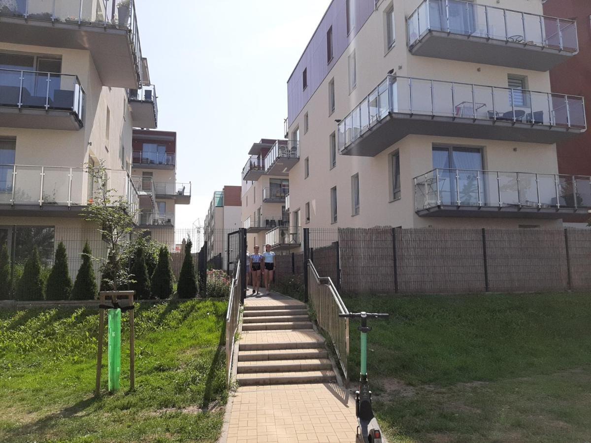 Impresja 42 Apartament Z Garazem 科沃布热格 外观 照片