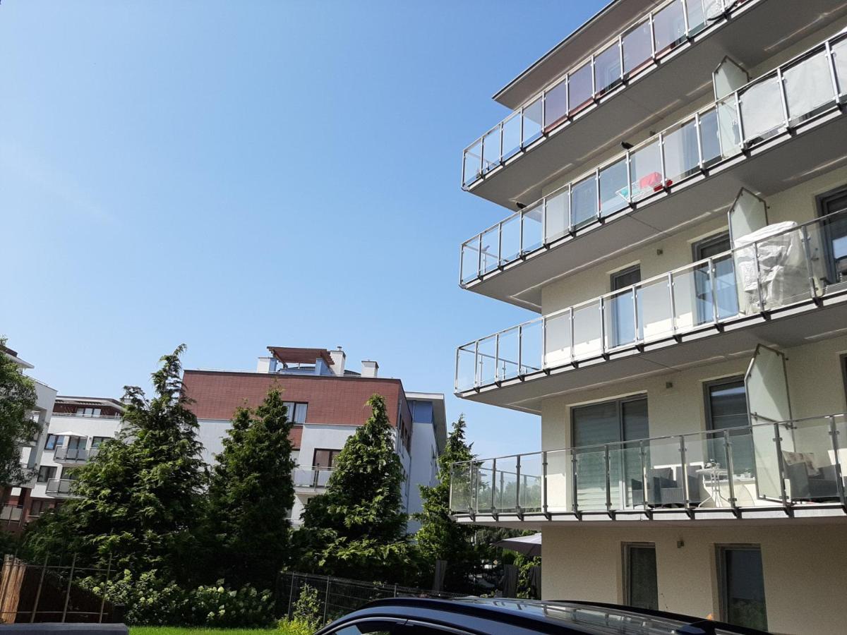 Impresja 42 Apartament Z Garazem 科沃布热格 外观 照片