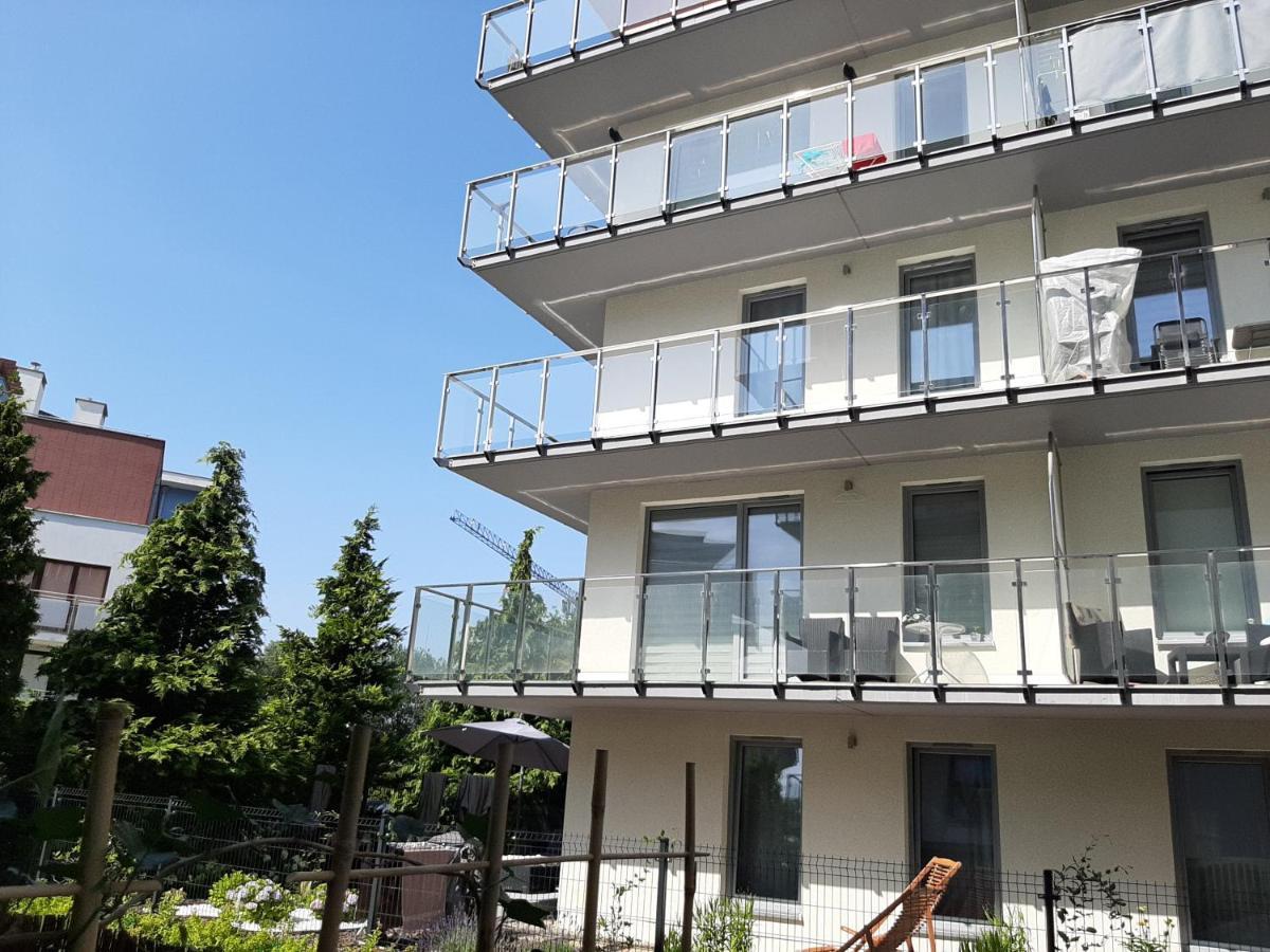 Impresja 42 Apartament Z Garazem 科沃布热格 外观 照片
