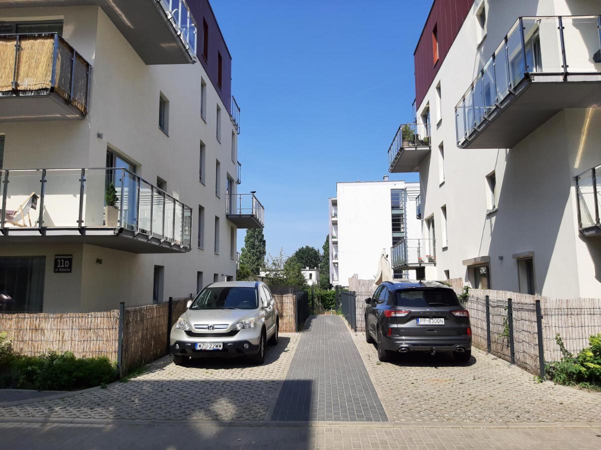 Impresja 42 Apartament Z Garazem 科沃布热格 外观 照片