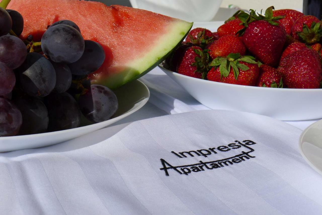 Impresja 42 Apartament Z Garazem 科沃布热格 外观 照片