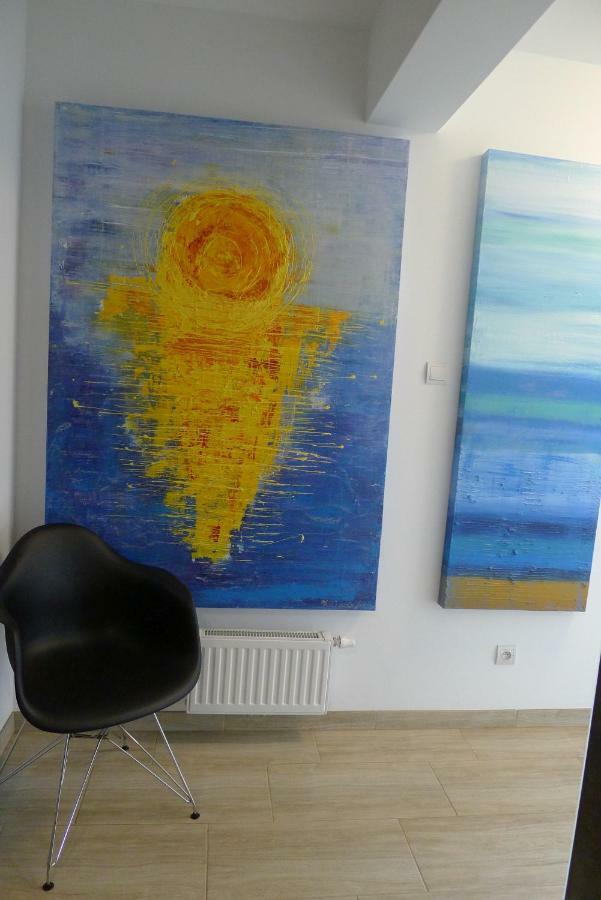 Impresja 42 Apartament Z Garazem 科沃布热格 外观 照片