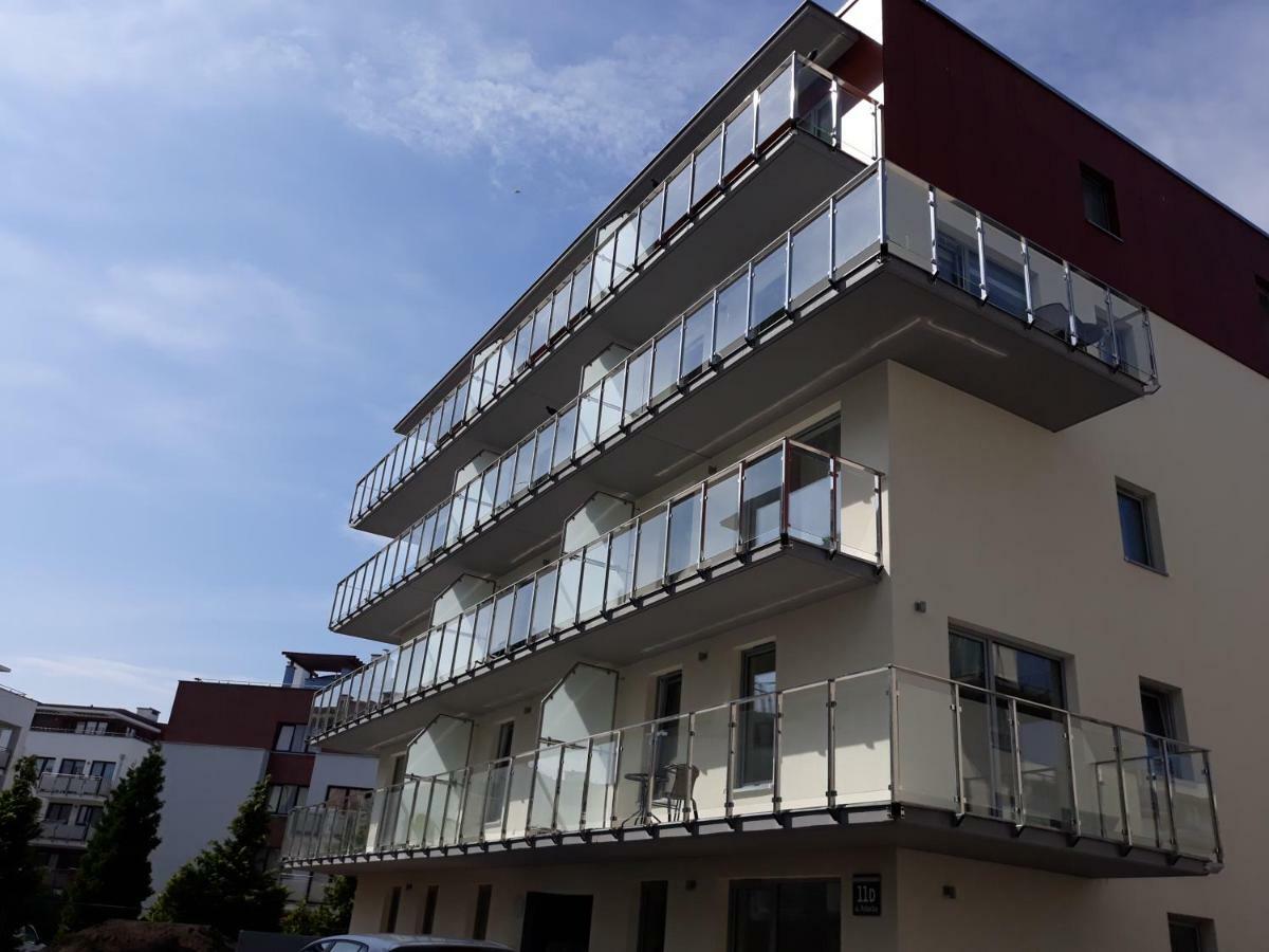 Impresja 42 Apartament Z Garazem 科沃布热格 外观 照片
