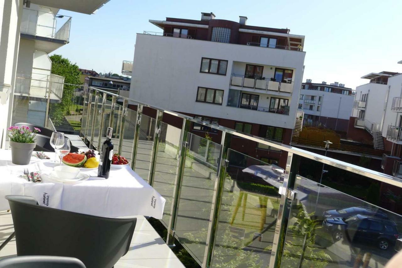 Impresja 42 Apartament Z Garazem 科沃布热格 外观 照片